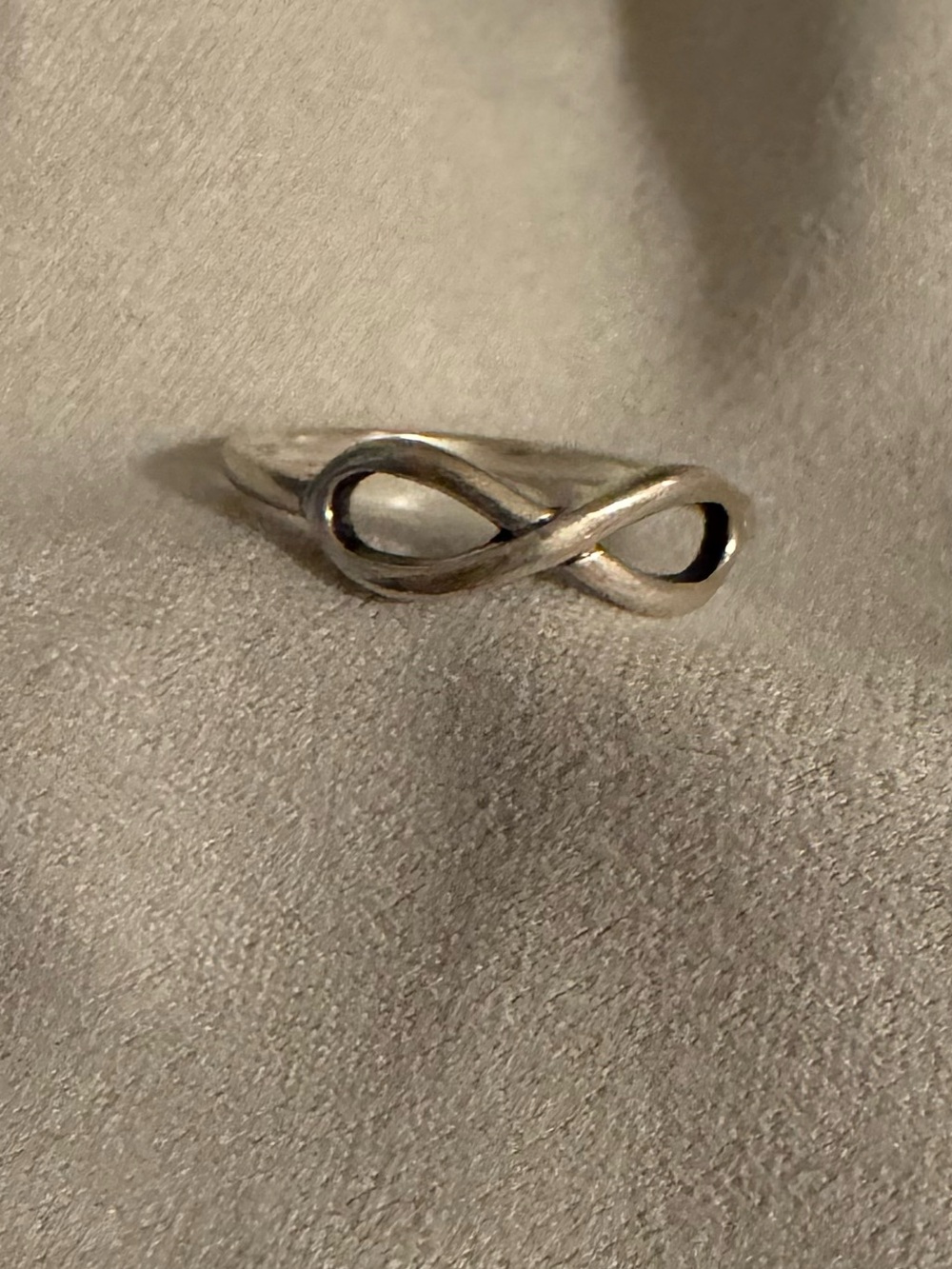 James Avery Silver Infinity Ring - Picture 3 of 3